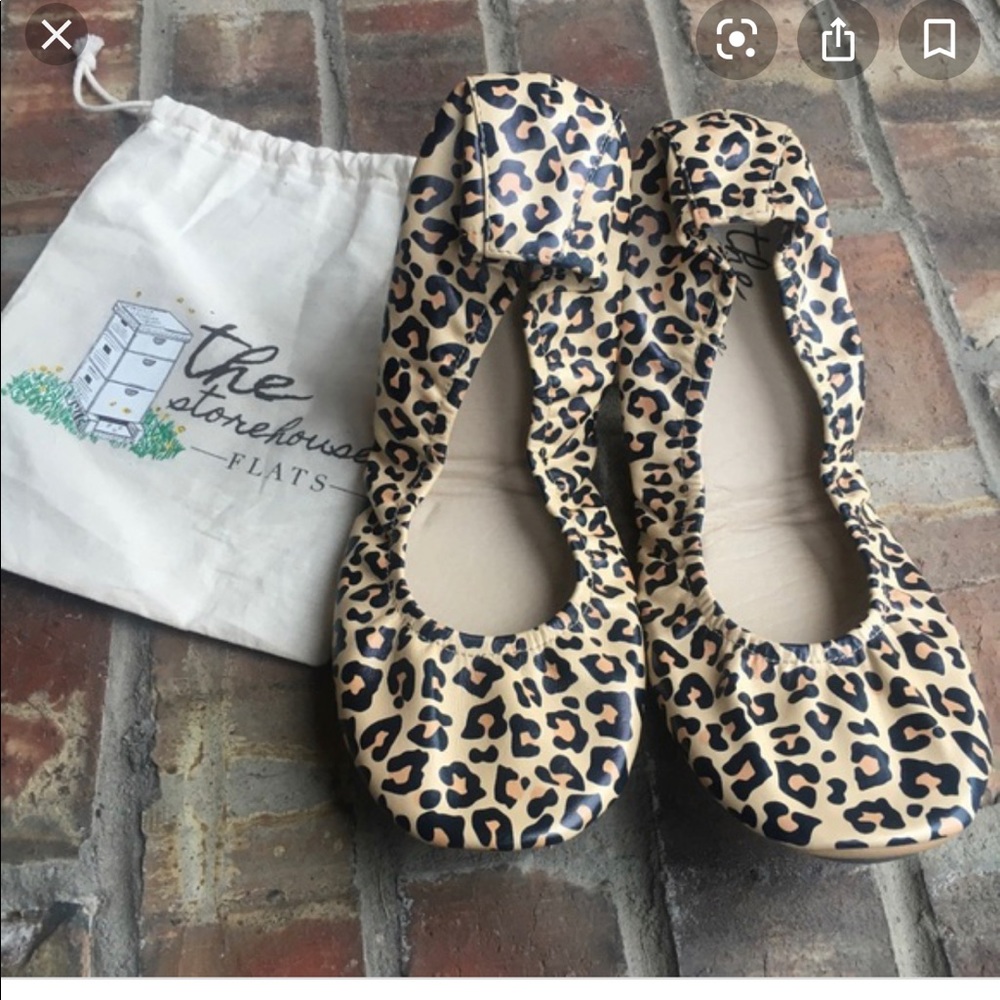 Store House Leopard Print flats